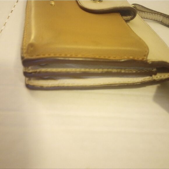 Spartina 449  Leather Crossbody With Removable Adjustable Strap - Picture 3 of 11